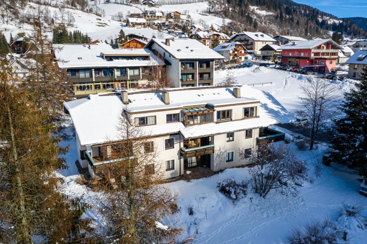 Ortners Mauerwirt - Leistbarer Luxus Apartment Bad Kleinkirchheim Exterior foto
